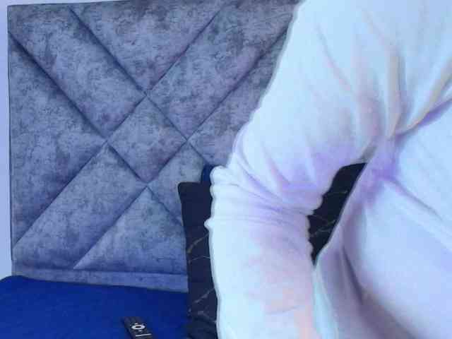 ShanteyLaurent webcam