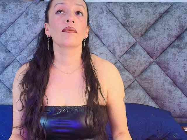 ShanteyLaurent webcam