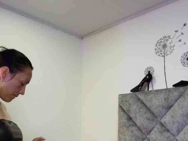 ShanteyLaurent ShanteyLaurent