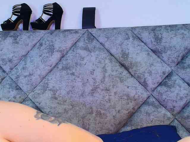 ShanteyLaurent webcam