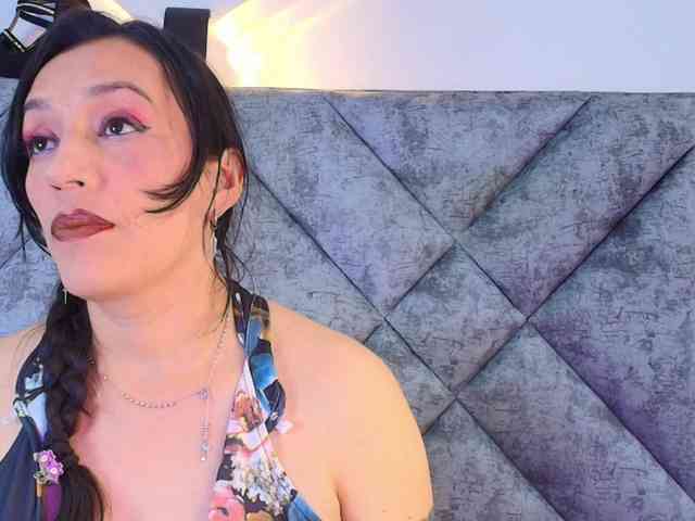 ShanteyLaurent webcam