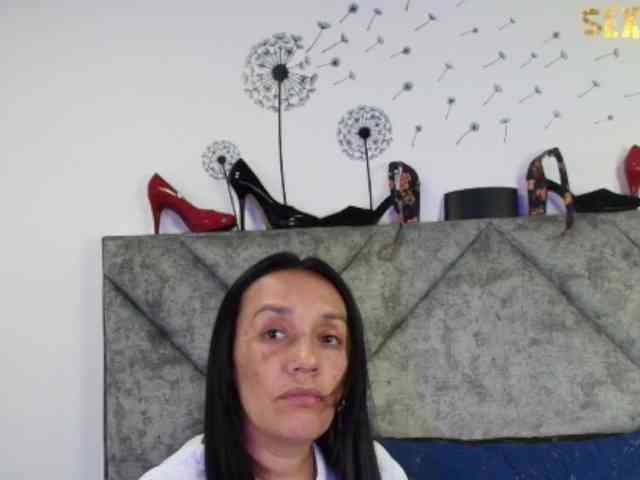 ShanteyLaurent webcam