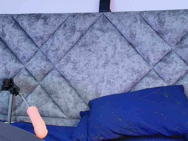 ShanteyLaurent webcam