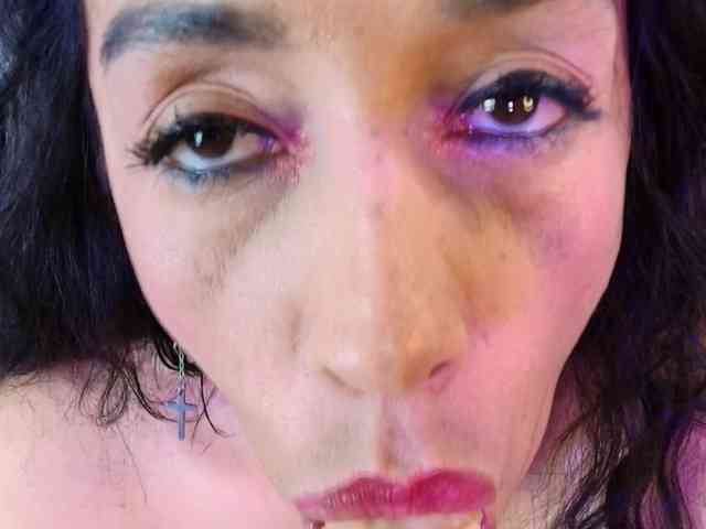 ShanteyLaurent ShanteyLaurent