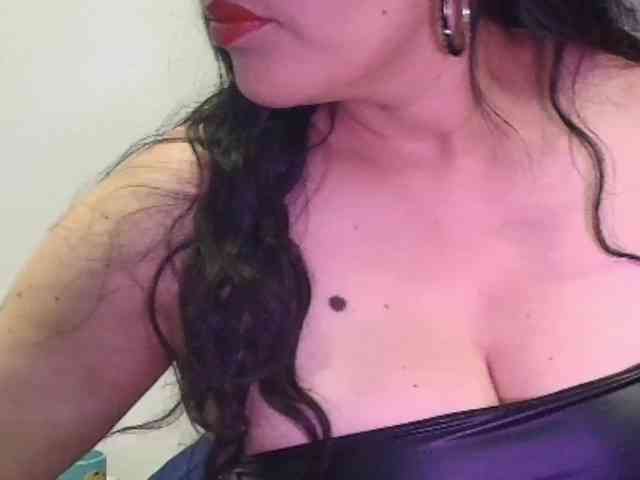 ShanteyLaurent webcam