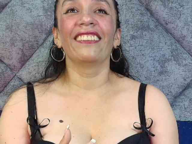 ShanteyLaurent webcam