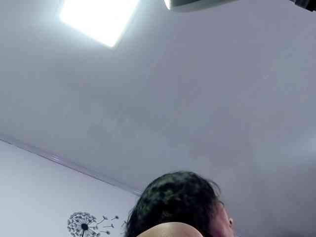 ShanteyLaurent webcam