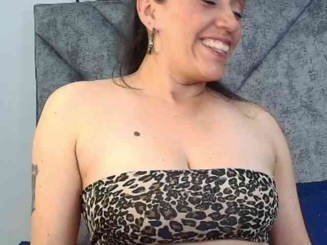 ShanteyLaurent webcam