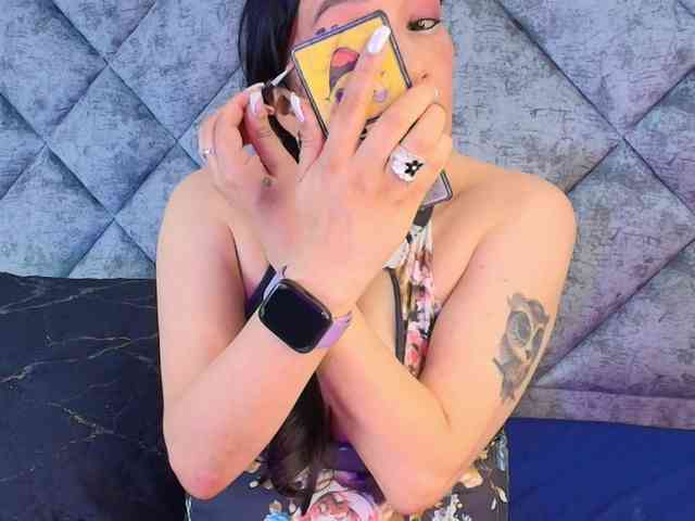 ShanteyLaurent webcam