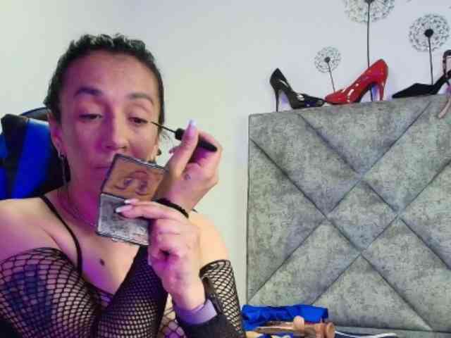 ShanteyLaurent webcam