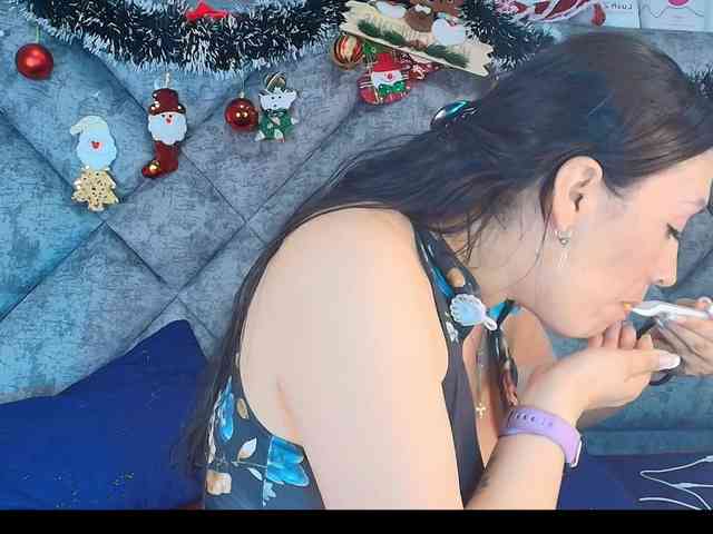 ShanteyLaurent ShanteyLaurent