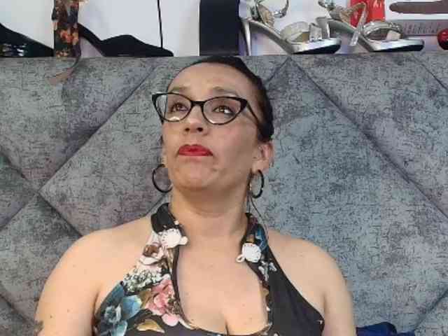 ShanteyLaurent webcam