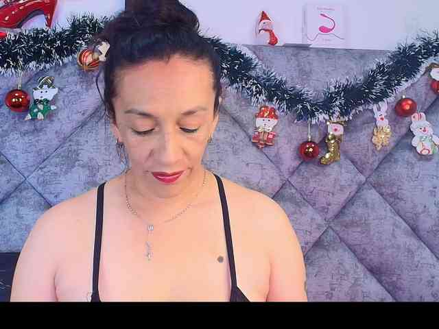 ShanteyLaurent ShanteyLaurent