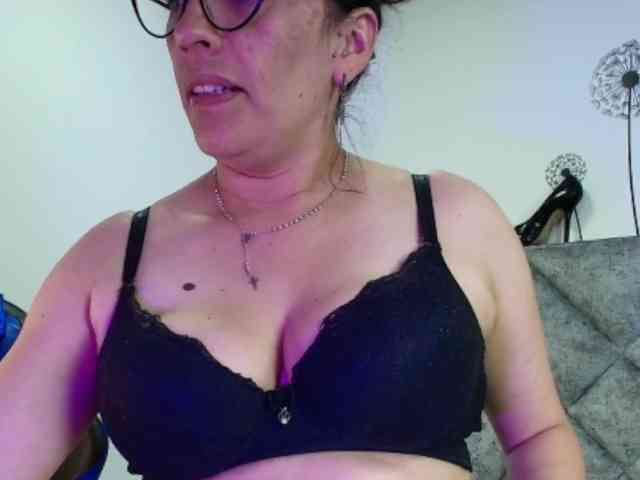 ShanteyLaurent webcam