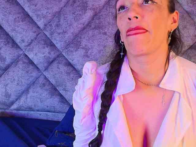 ShanteyLaurent webcam