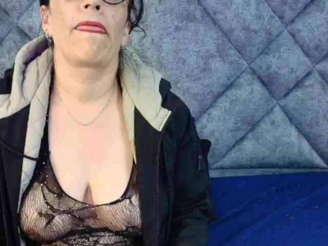 ShanteyLaurent webcam