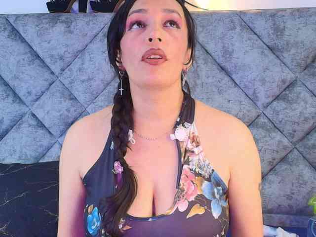 ShanteyLaurent webcam