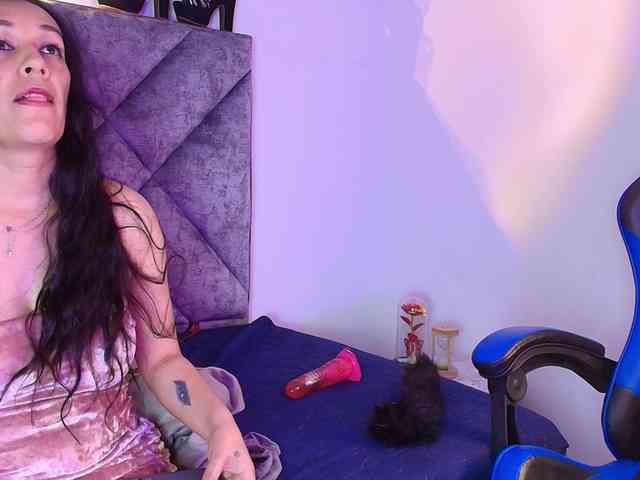 ShanteyLaurent webcam