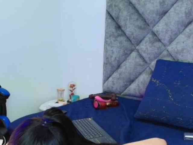 ShanteyLaurent webcam