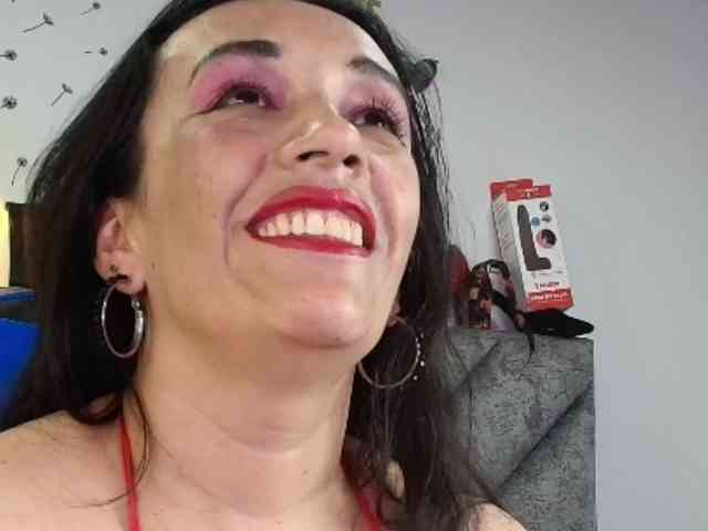 chatroom online ShanteyLaurent