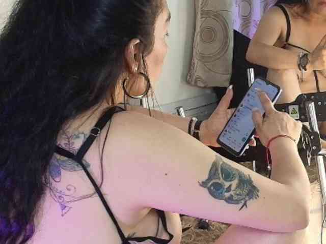 ShanteyLaurent webcam