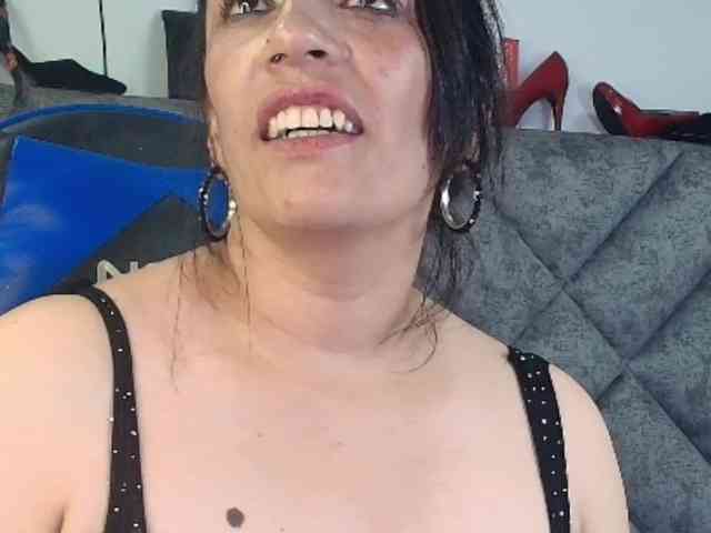 ShanteyLaurent webcam