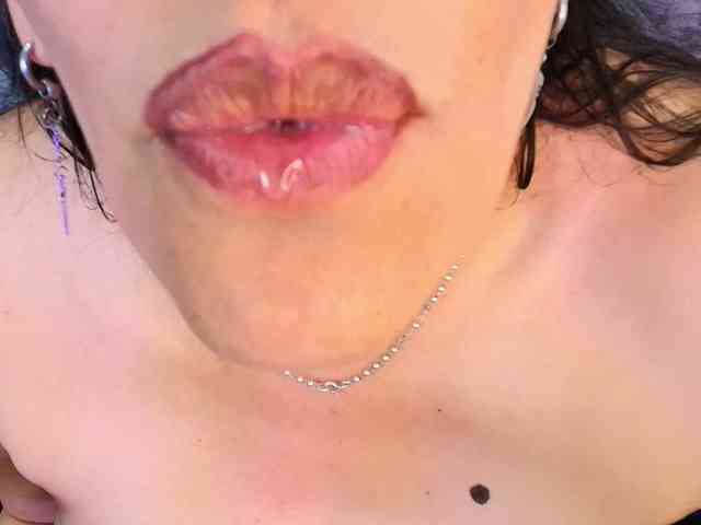 ShanteyLaurent webcam