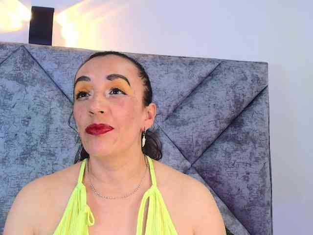 ShanteyLaurent webcam