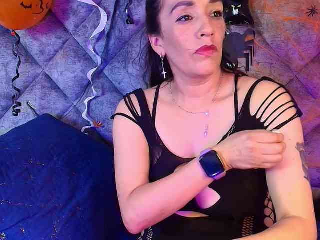 ShanteyLaurent webcam