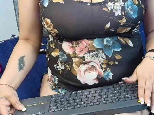 ShanteyLaurent webcam