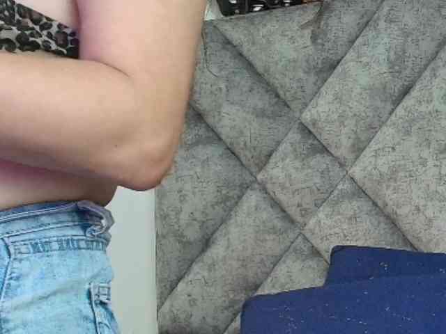 ShanteyLaurent webcam