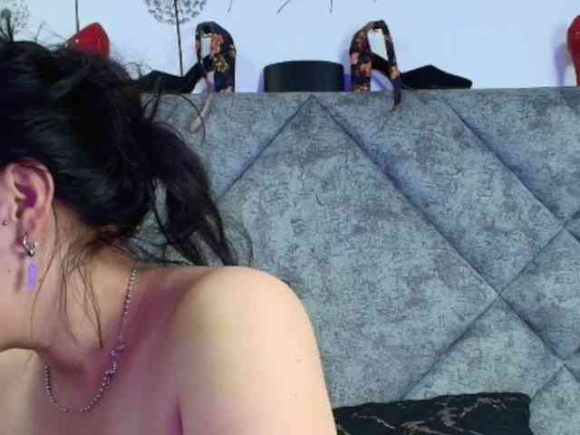 ShanteyLaurent webcam