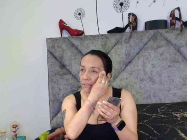 ShanteyLaurent webcam