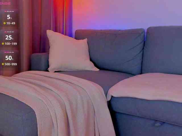 AlessandraCrystal webcam