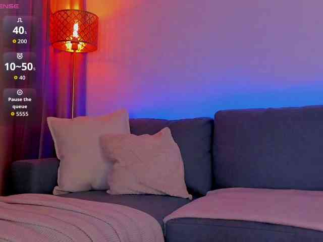 AlessandraCrystal webcam