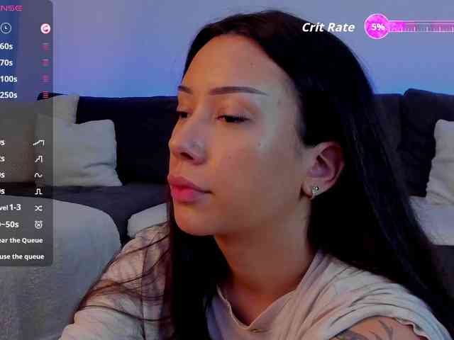 AlessandraCrystal webcam