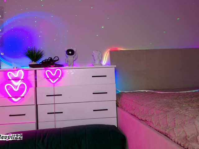 Devil2222's BongaCams show and profile