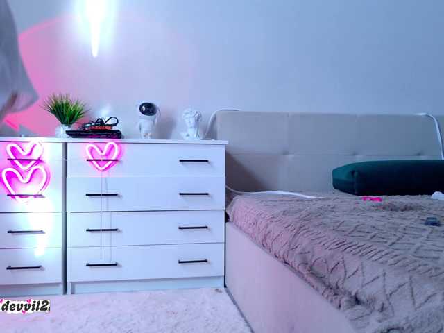 Devil2222's BongaCams show and profile