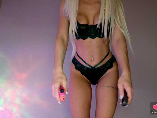 Devil2222's BongaCams show and profile