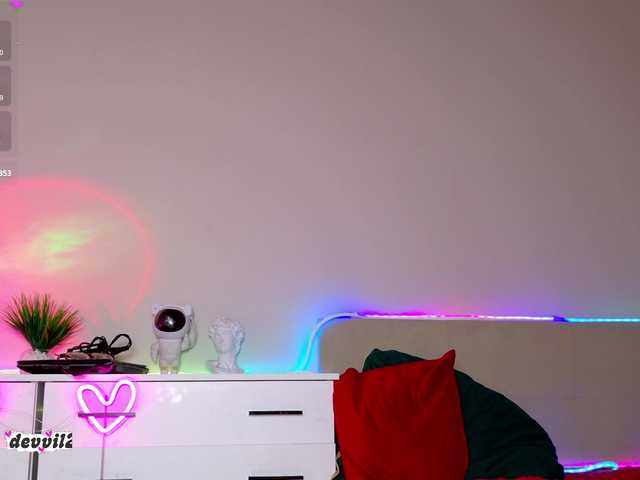 Devil2222's BongaCams show and profile