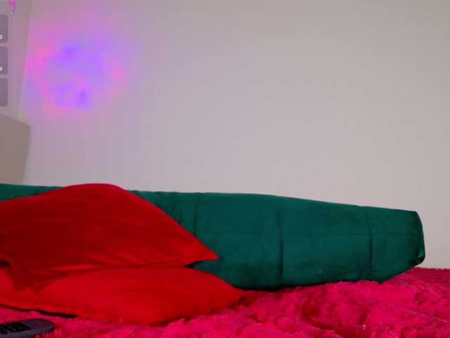 Devil2222 live cam profile