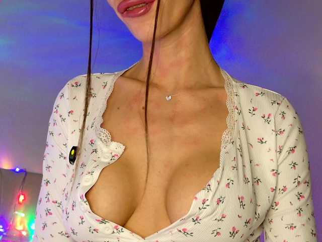 Devil2222's BongaCams show and profile