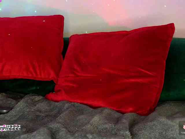 Devil2222 Live Webcam on BongaCams