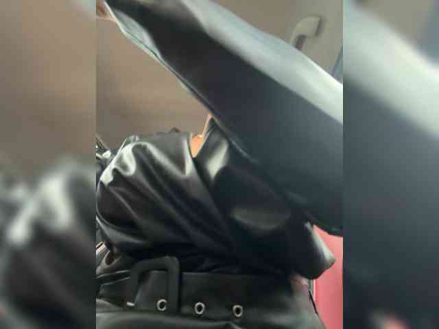 Devil2222 Live Webcam on BongaCams