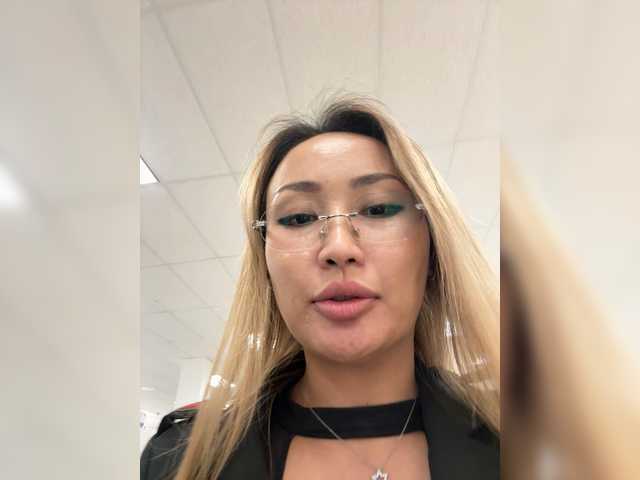 Miledy001 – webcam model profile photo