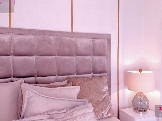 DakotaWangi's BongaCams show and profile