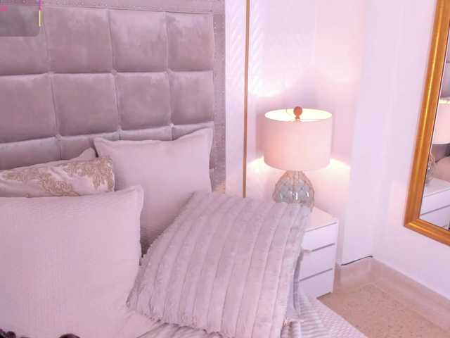 DakotaWangi's BongaCams show and profile