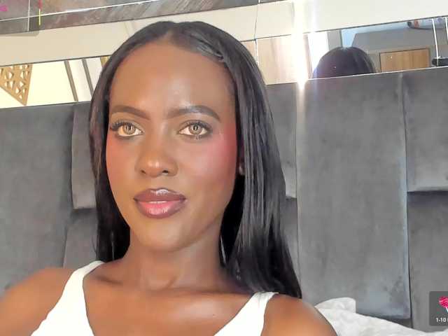 DakotaWangi's BongaCams show and profile