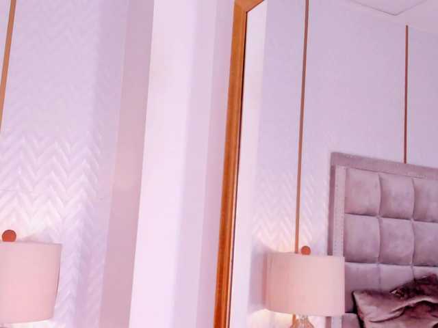 DakotaWangi's BongaCams show and profile