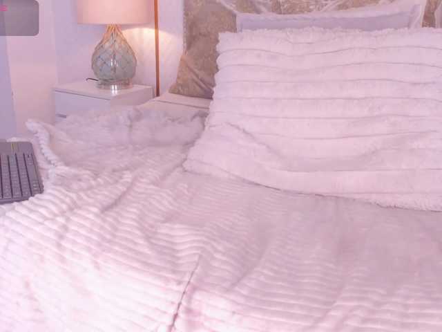 DakotaWangi's BongaCams show and profile